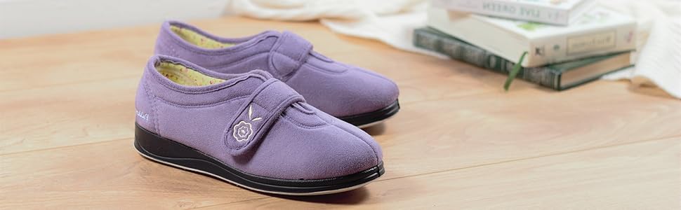 slippers, padders slippers